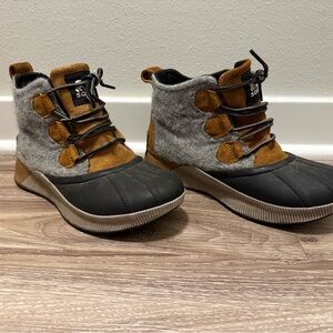 Sorel Out N About Boots